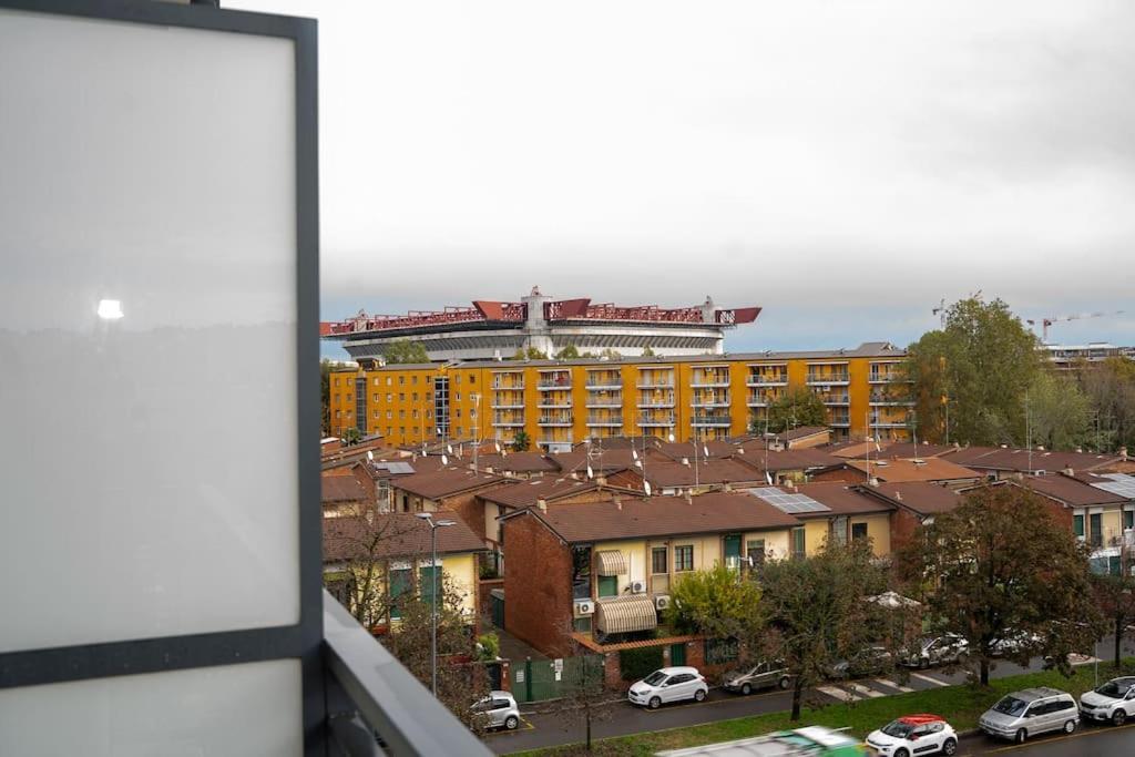 Appartamento A 500 Metri Da San Siro Milano Dış mekan fotoğraf